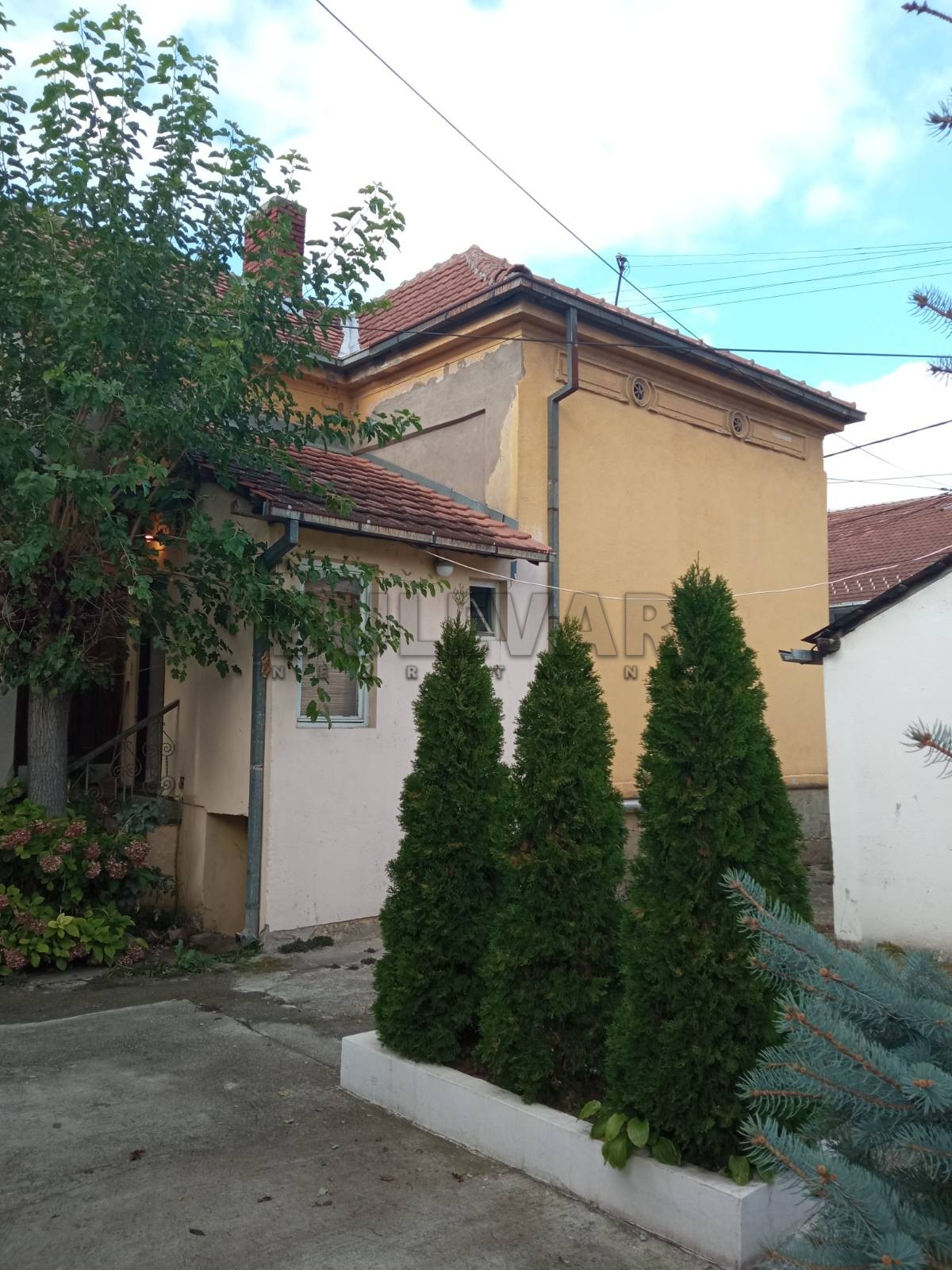 Izdavanje - stan u Kragujevcu, naselje Mala Vaga, 48 m2, - Mala Vaga - 48.00m² - 350€