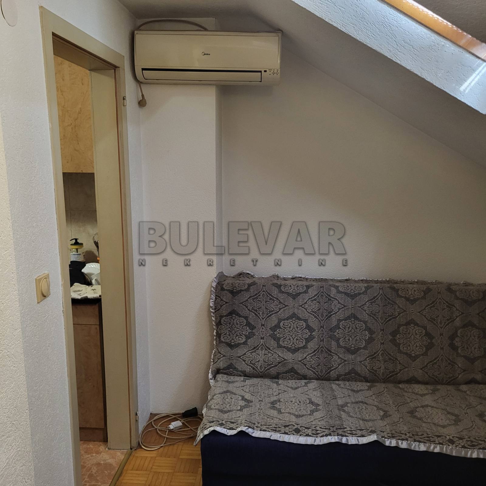 Garsonjera od 18 m² u Centralnoj Radionici