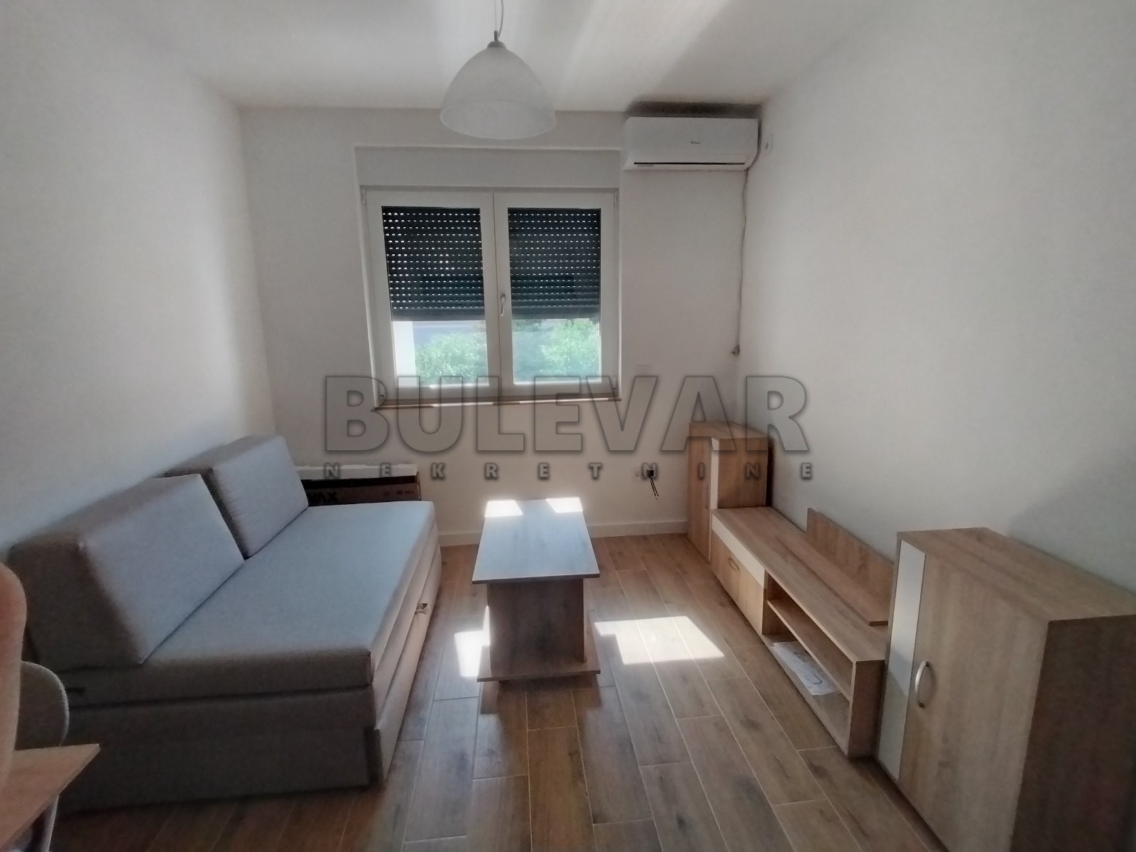 Jednosoban stan, 33m2 - Bubanj - 33.00m² - 370€