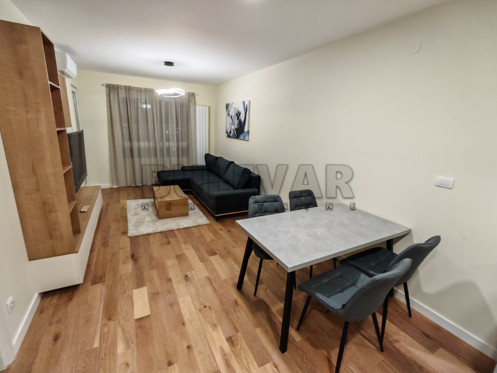 Kragujevac, neuseljavan stan  u novom stambeno poslovnom kompleksu Matis New Point