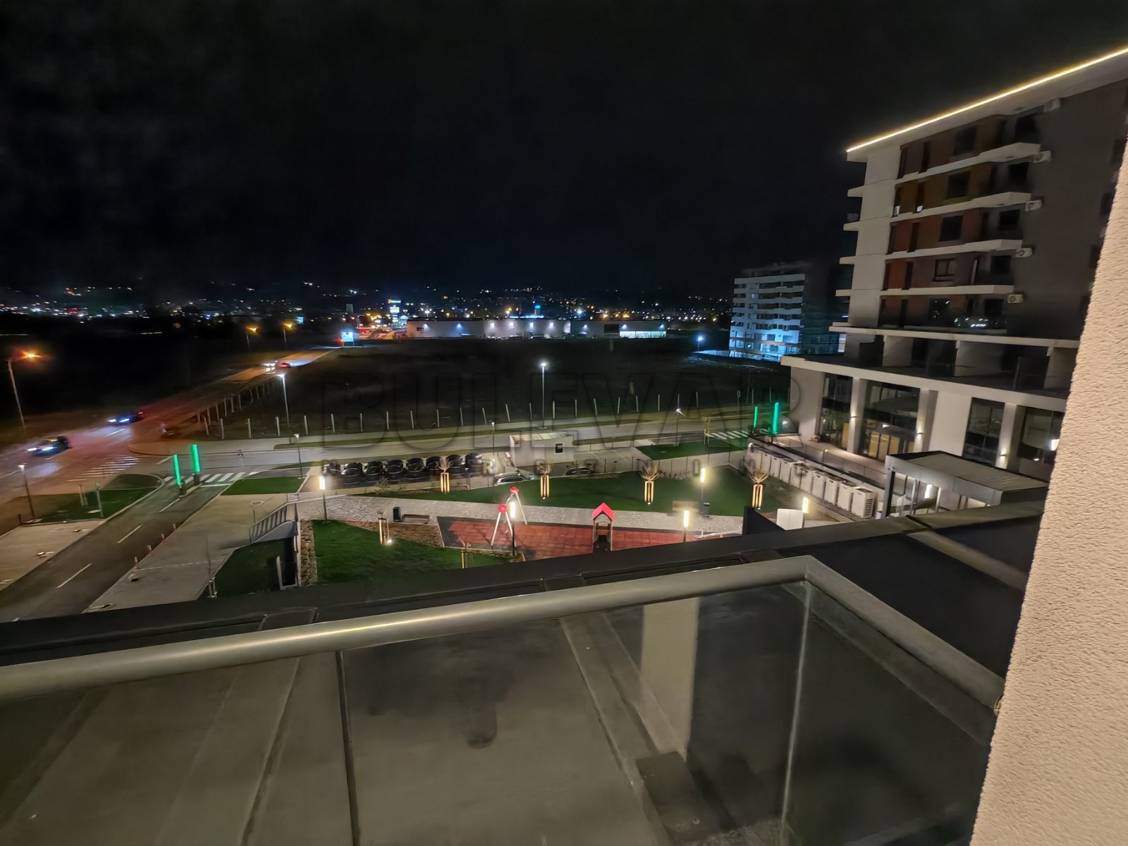 Kragujevac, neuseljavan stan  u novom stambeno poslovnom kompleksu Matis New Point