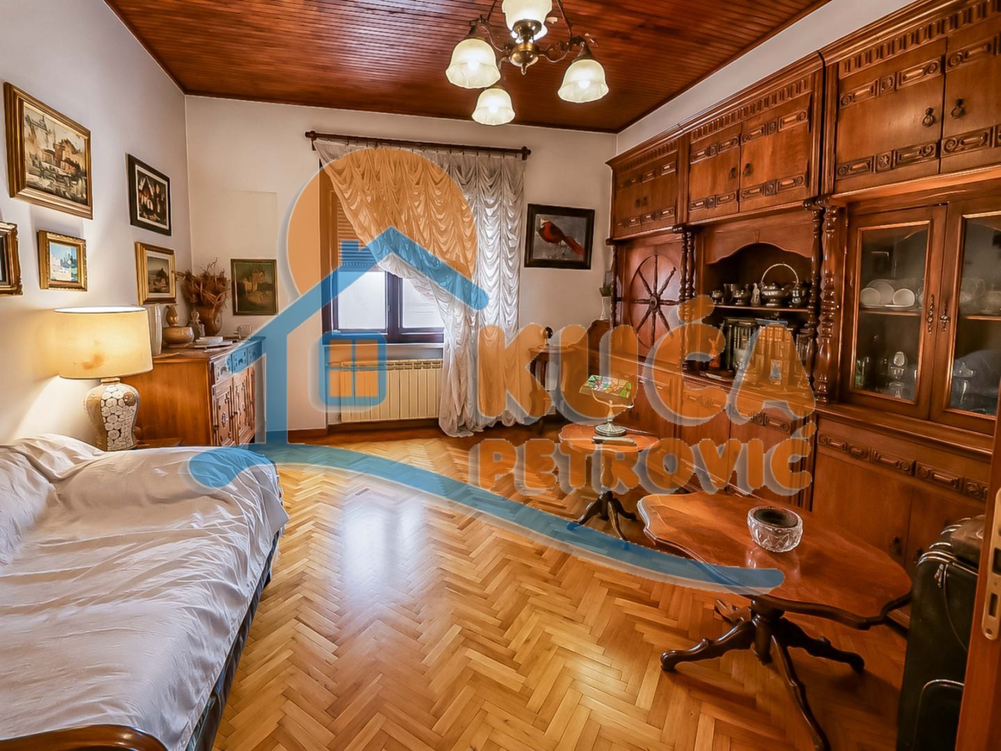Dvoiposoban stan Centar 77m², 1 sprat — slika 2