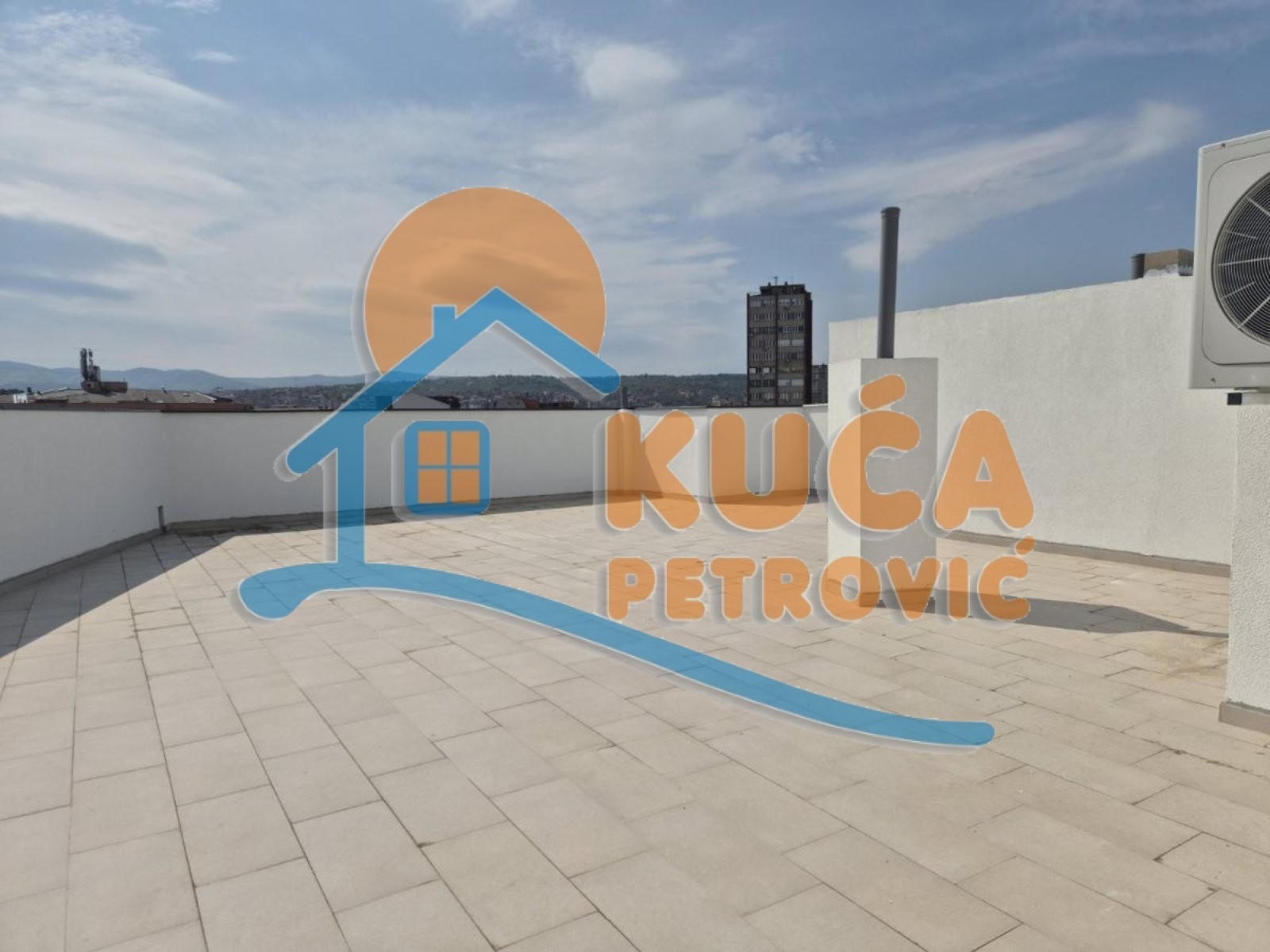 Višesoban stan Centar 238m², 5 sprat — slika 15