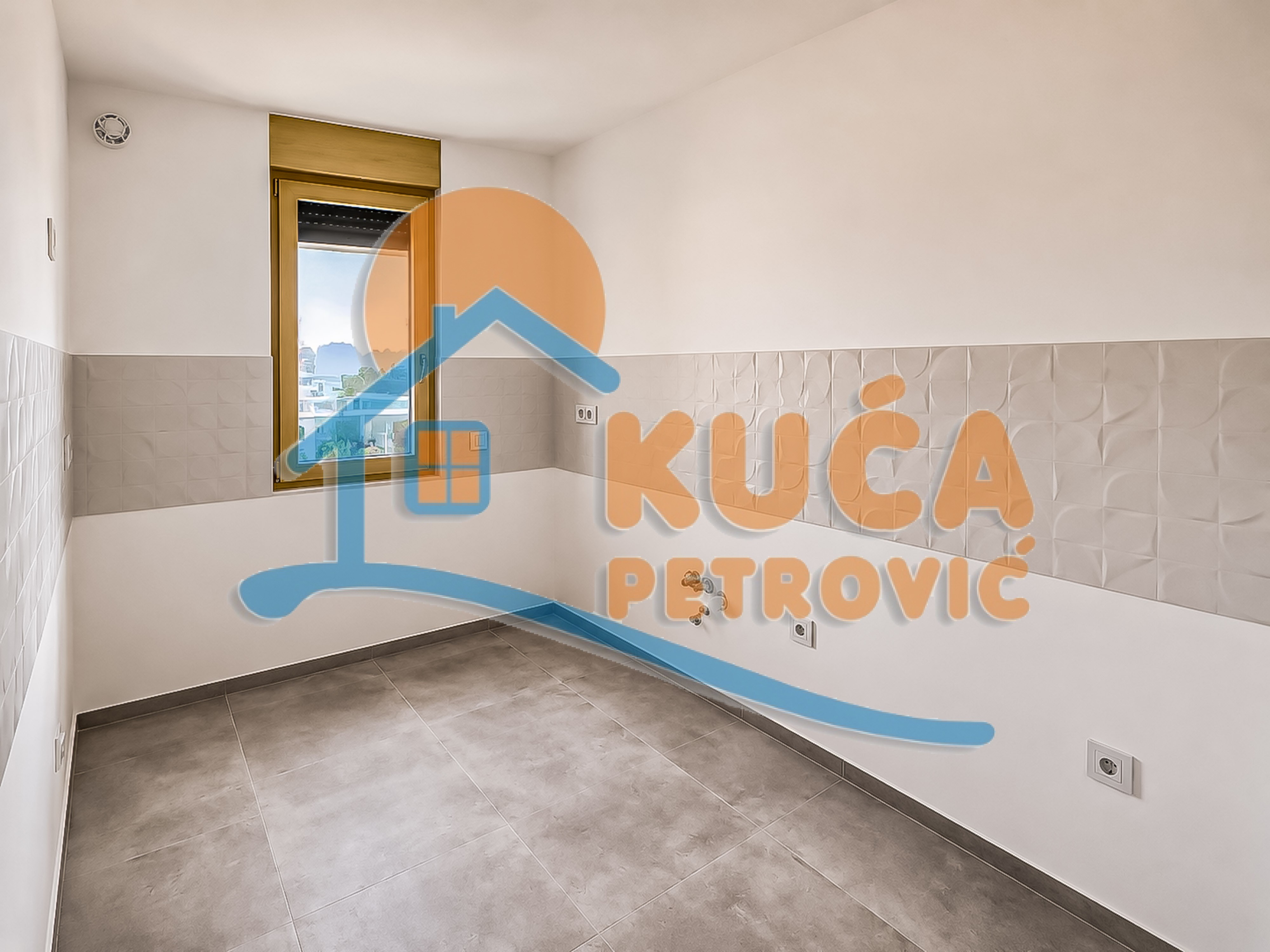Višesoban stan Centar 238m², 5 sprat — slika 5