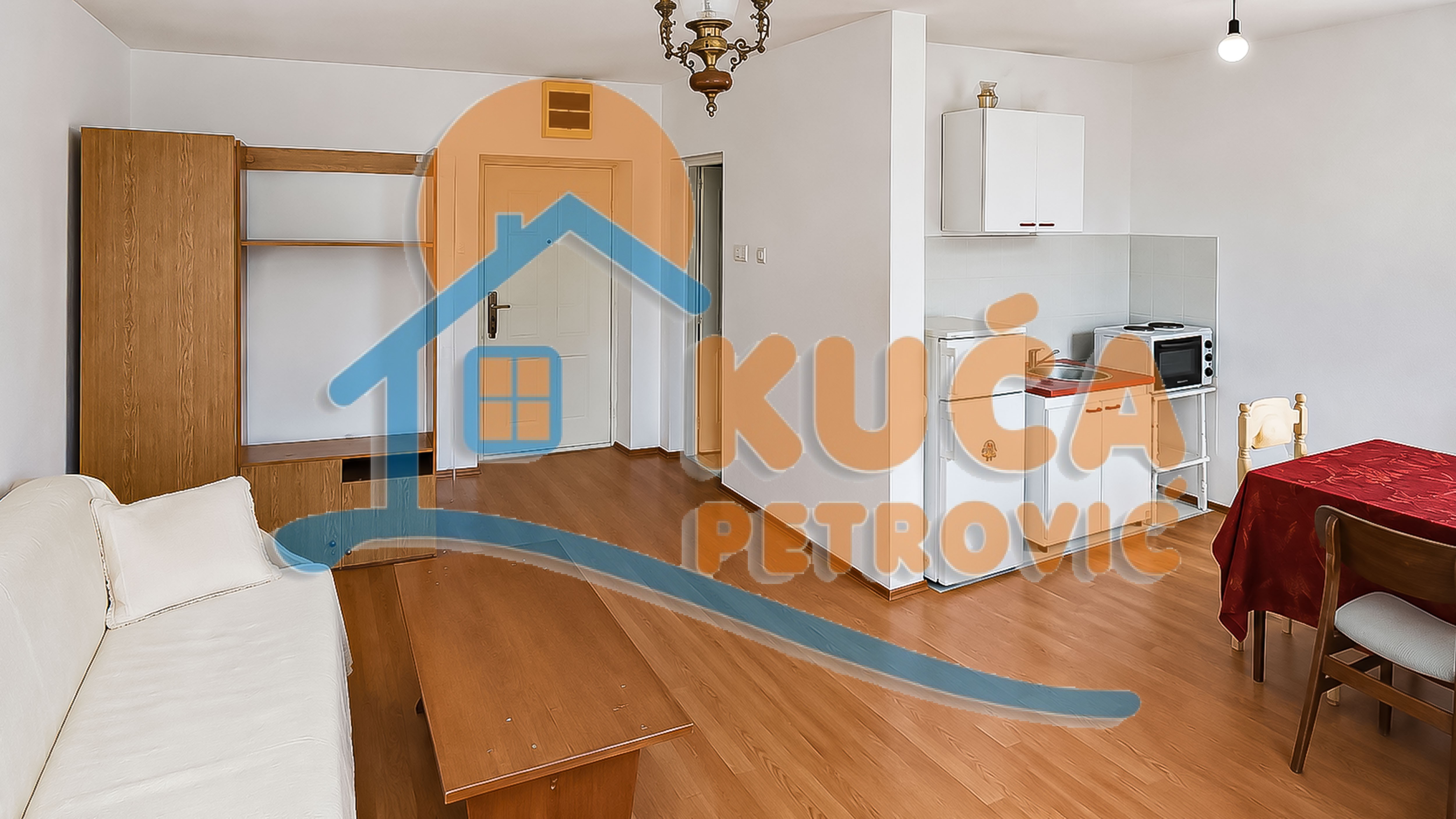 Stan Pantelej(Niš) 35m², 4 sprat