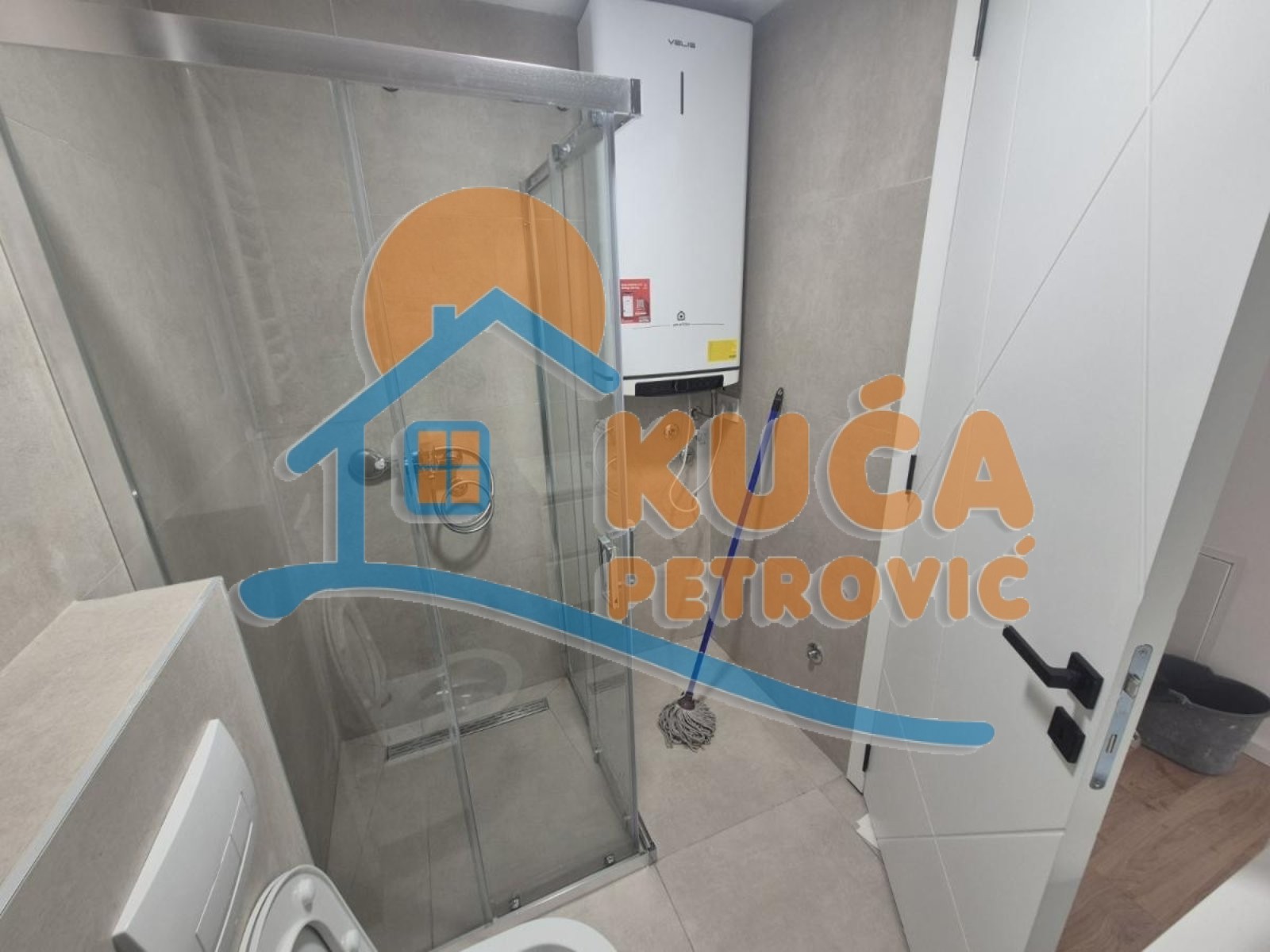 Višesoban stan Centar 238m², 5 sprat — slika 12
