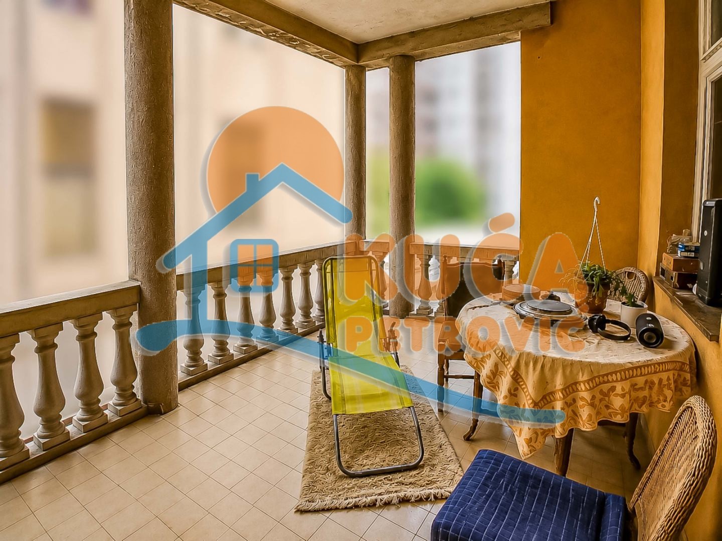 Dvoiposoban stan Centar 77m², 1 sprat — slika 6
