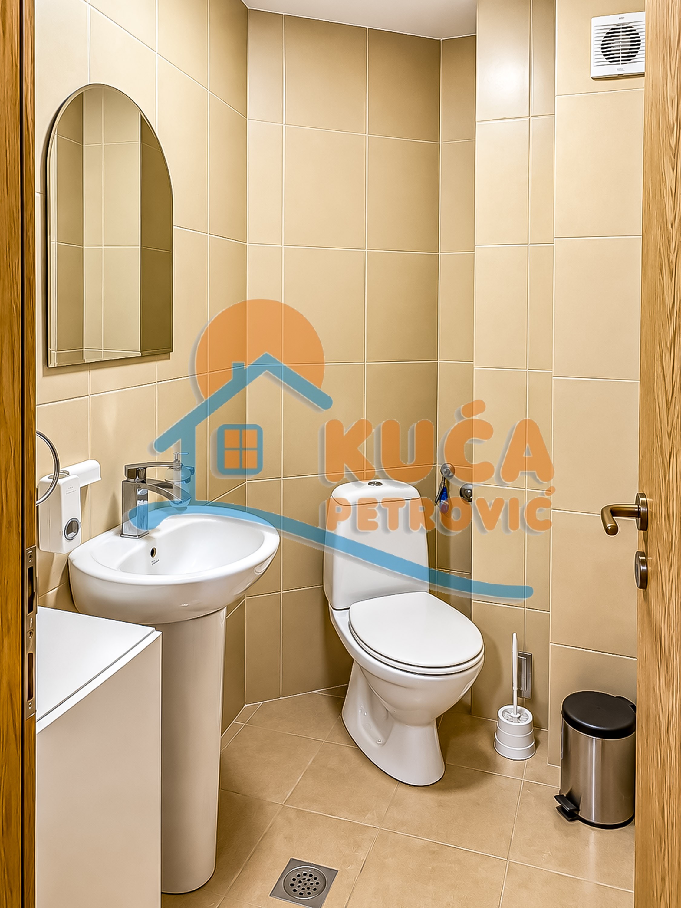 Trosoban stan Filozofski fakultet 73m², 4 sprat — slika 10