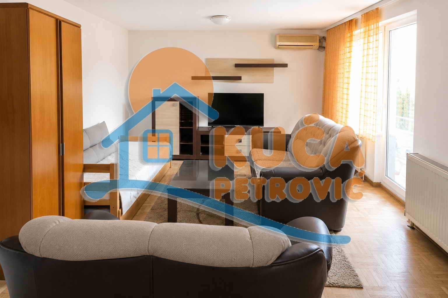 Izdaje se stan na Paliluli - Palilula - 67.00m² - 400€