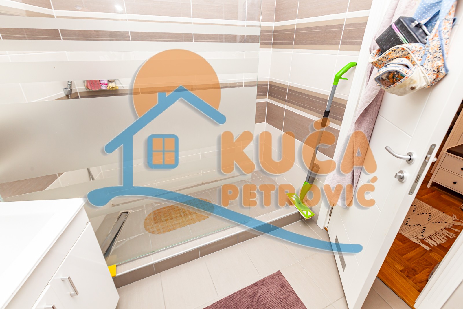 Jednoiposoban stan Staro groblje 53m², 6 sprat — slika 11
