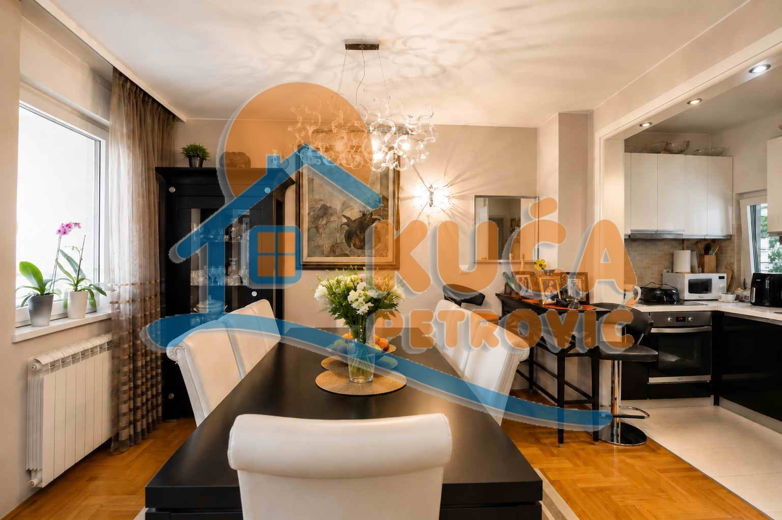 Trosoban stan Pravni fakultet 86m², 2 sprat — slika 3