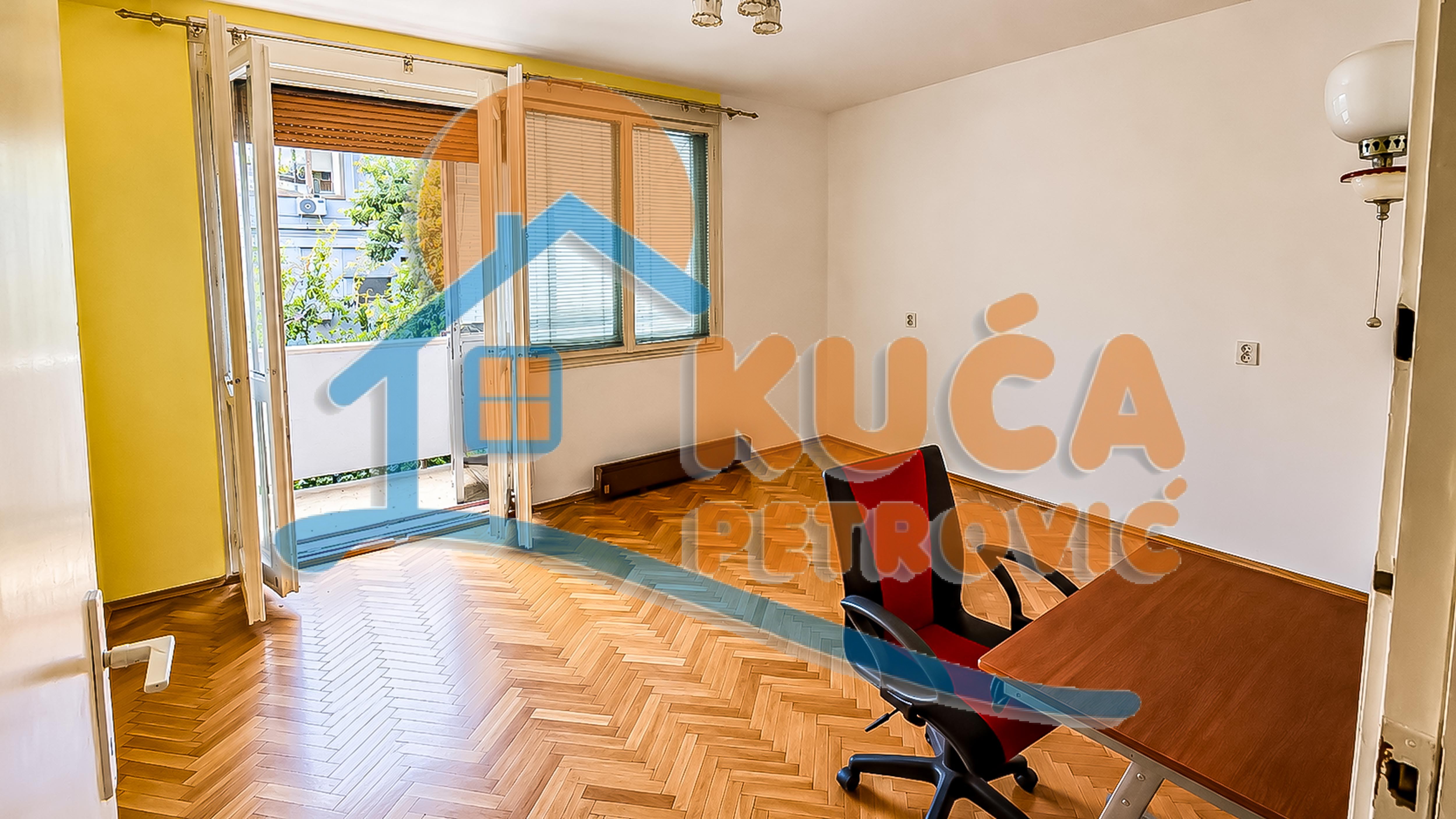 Trosoban stan Centar 69m², 3 sprat — slika 5