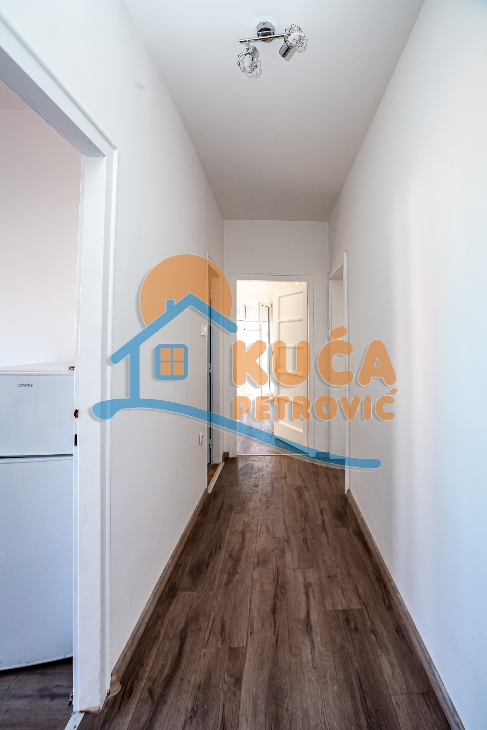 Stan Centar 65m², 3 sprat — slika 10