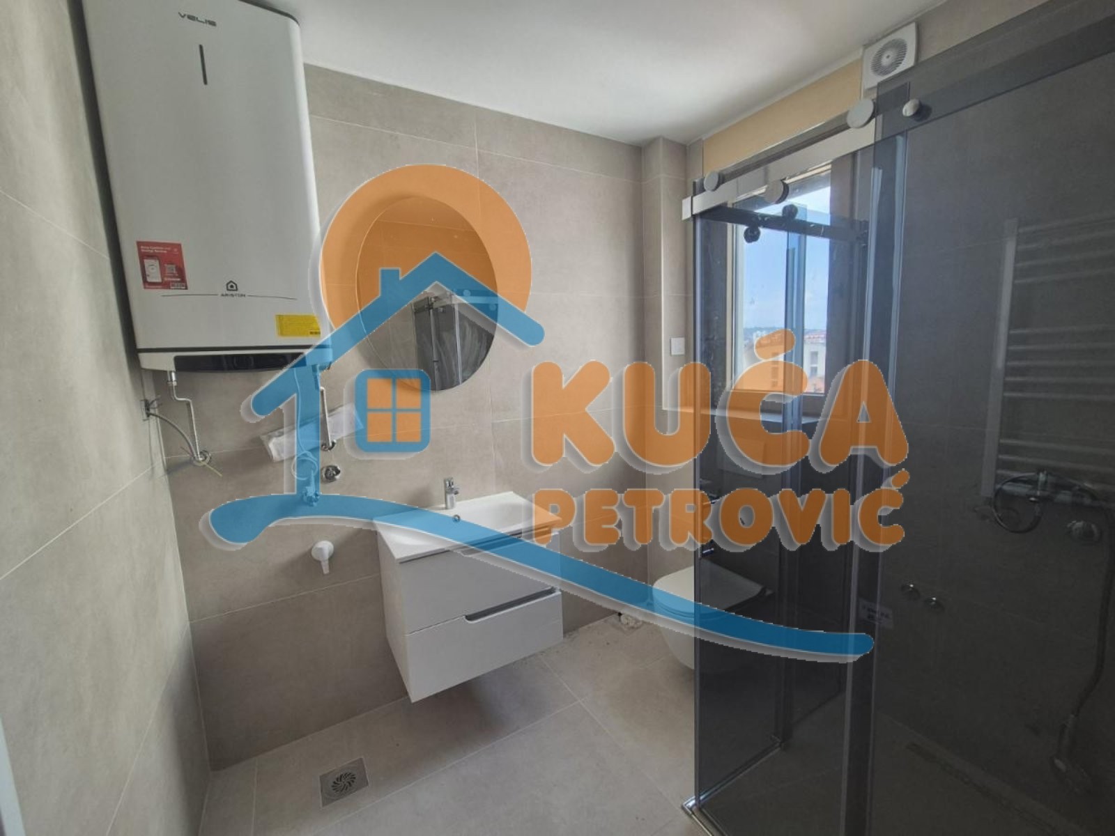 Višesoban stan Centar 238m², 5 sprat — slika 10