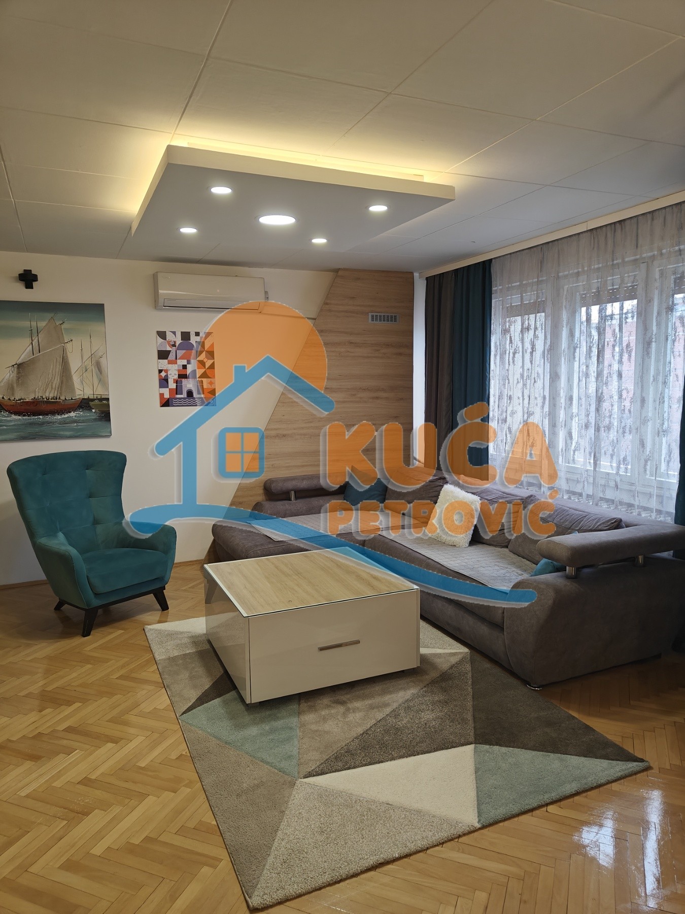 Izdaje se odličan, lux stan na Bulevaru Nemanjića, 78m2 - Bulevar Nemanjića - 78.00m² - 500€
