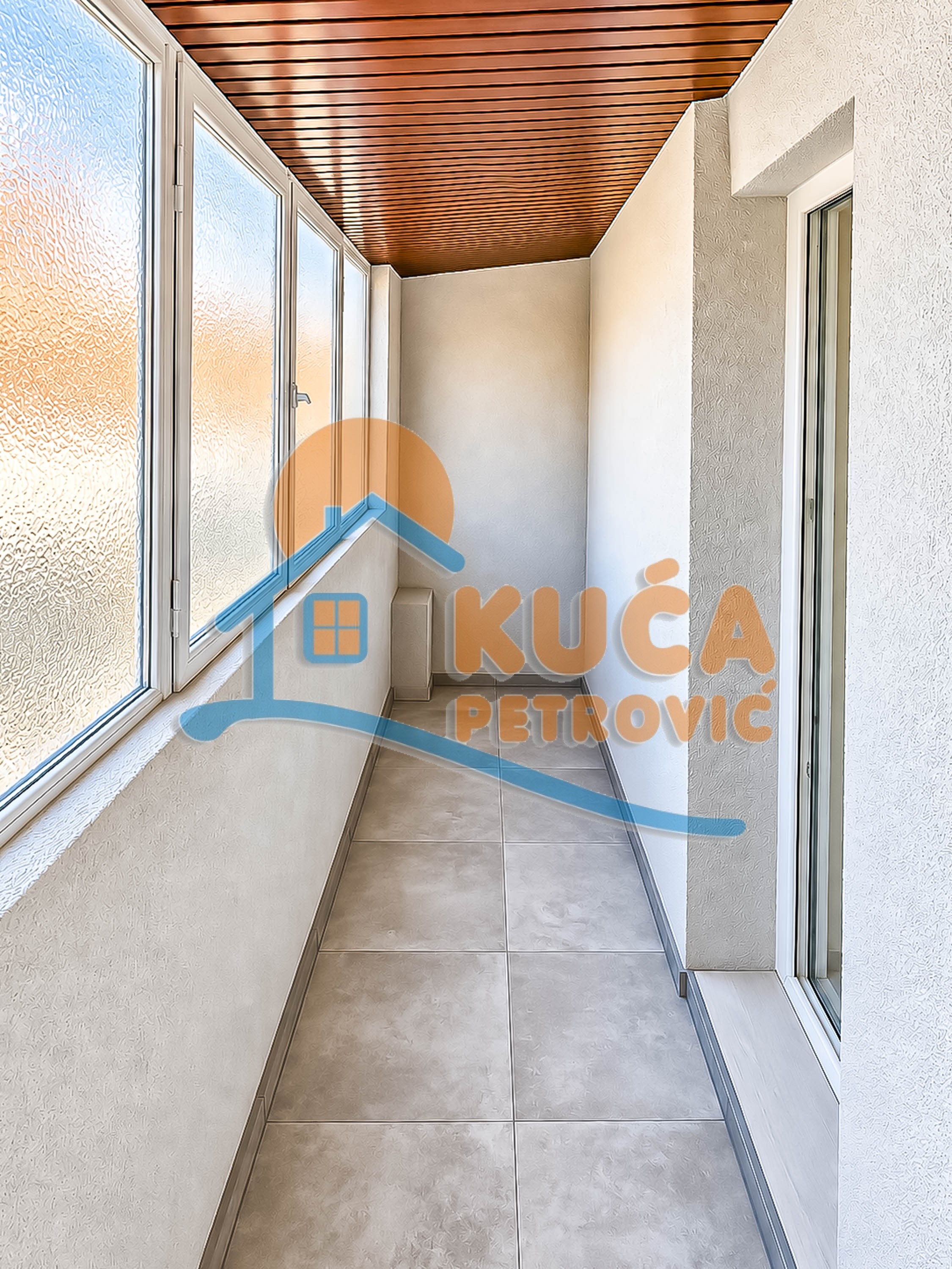 Dvosoban stan Durlan 67m², 5 sprat — slika 8