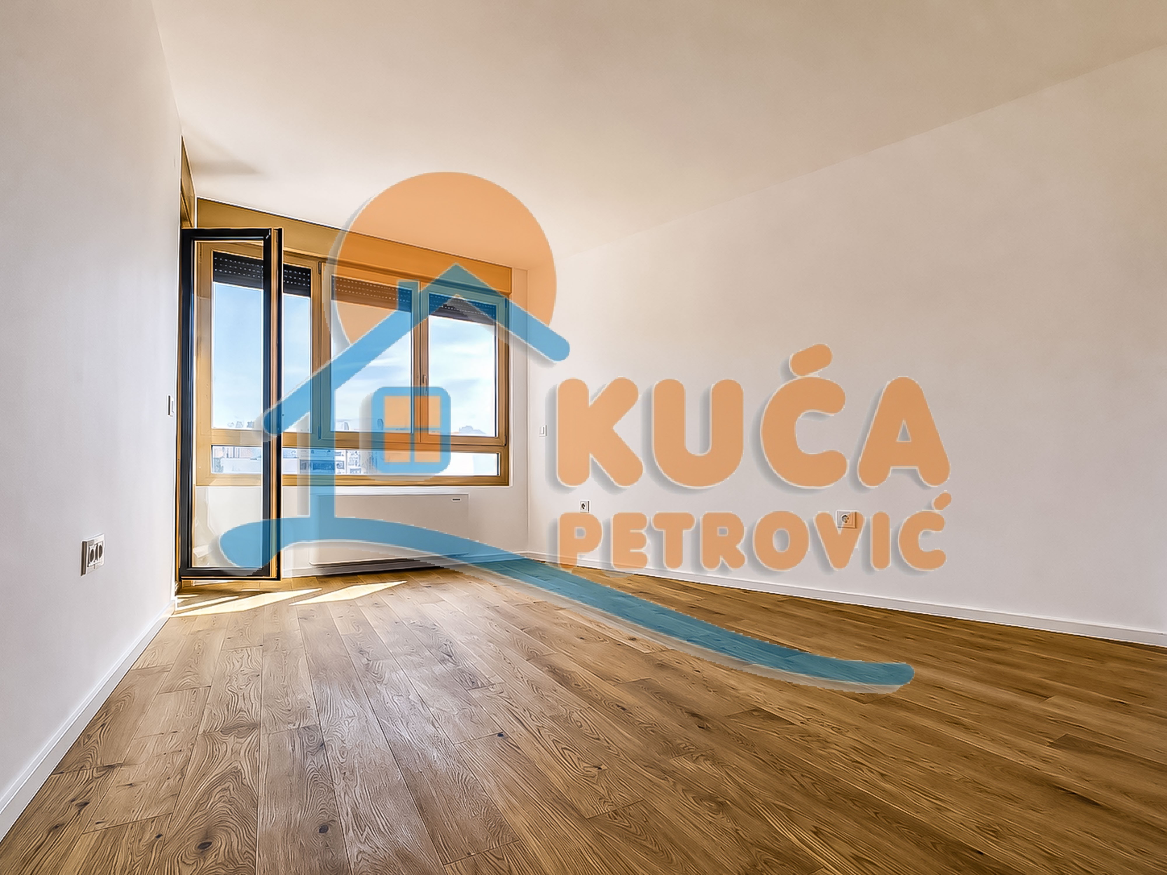 Višesoban stan Centar 238m², 5 sprat — slika 2