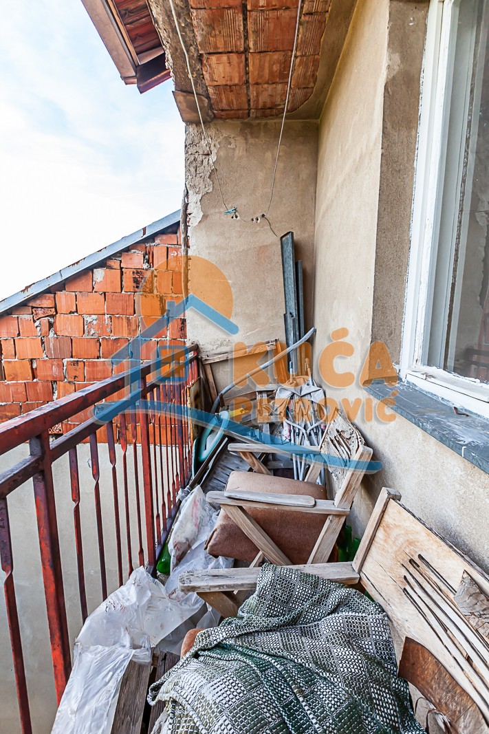 Troiposoban stan Ćele kula 80m², 2 sprat — slika 11