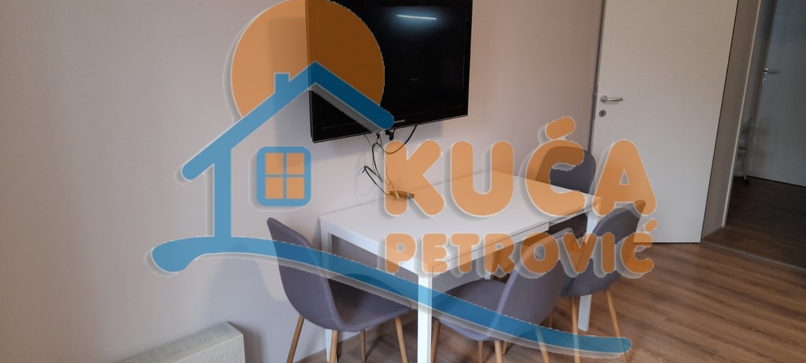 Izdaje se stan u Dusanovoj, CG, 59m2