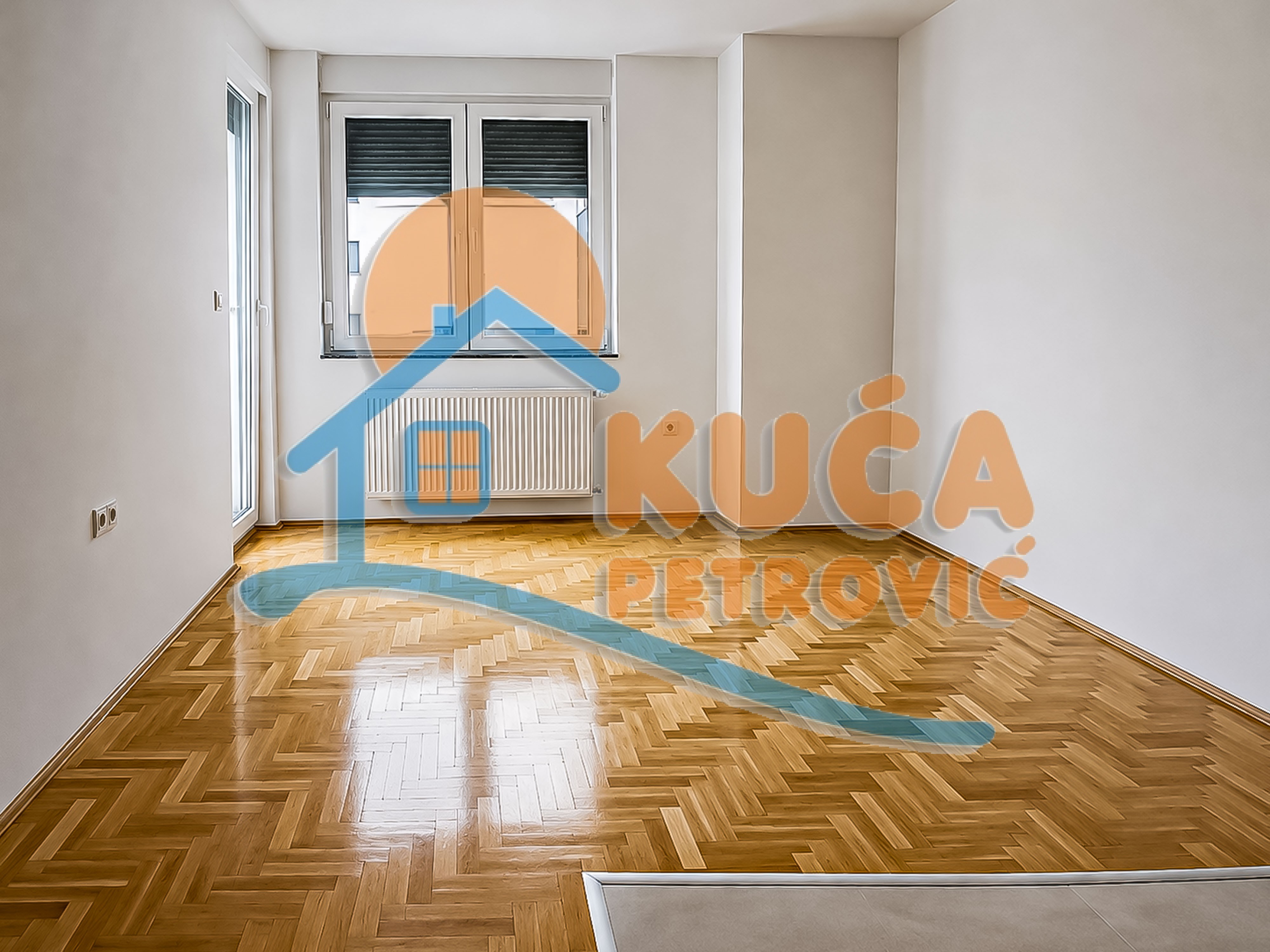 Nov stan u centru, neuseljavan, Cg, V. sprat, lift - Centar - 37.00m² - 125.000€