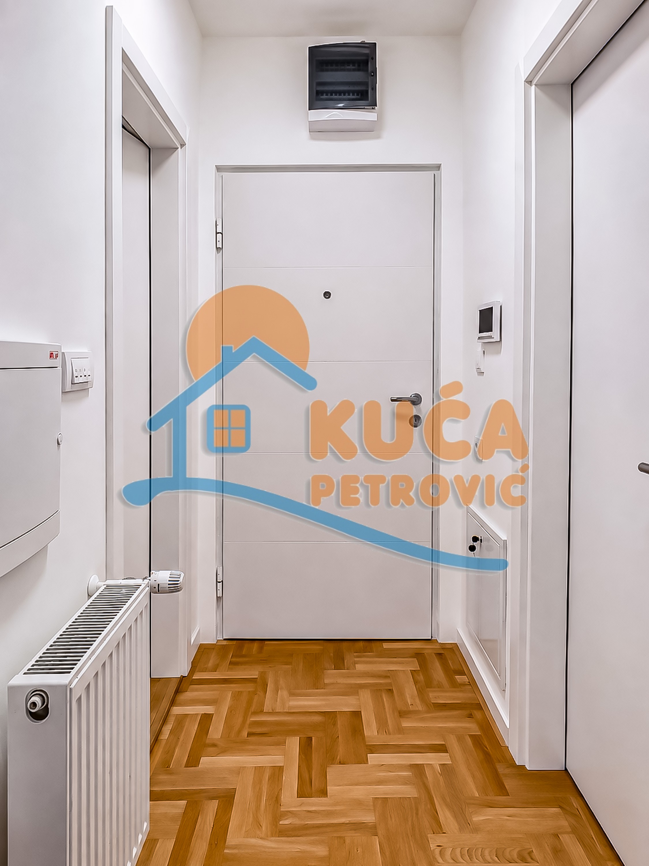 Jednoiposoban stan Centar 37m², 5 sprat — slika 4