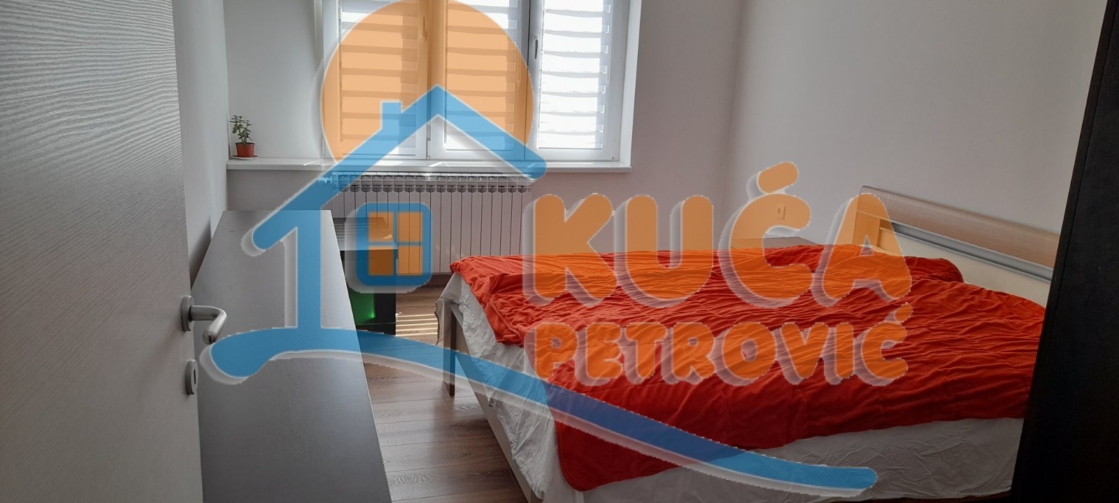 Izdaje se stan u Dusanovoj, CG, 59m2