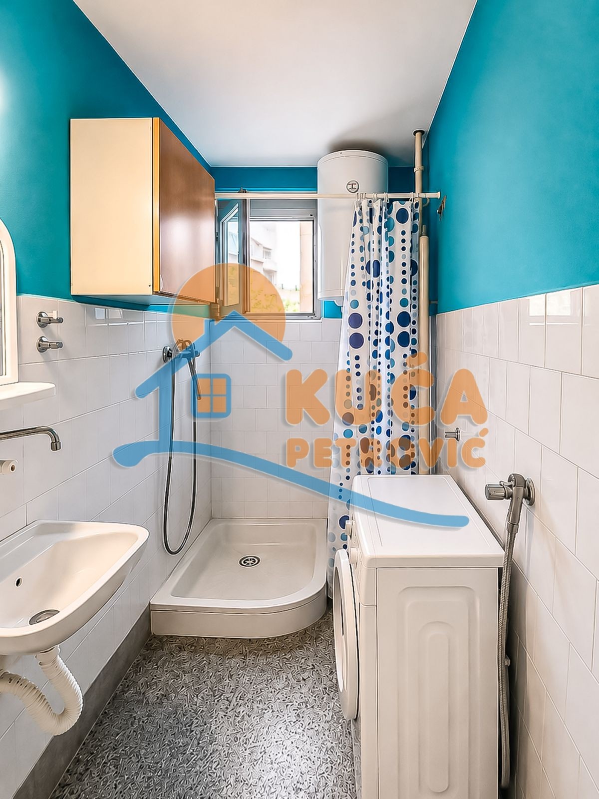 Trosoban stan Pravni fakultet 75m², 2 sprat — slika 12