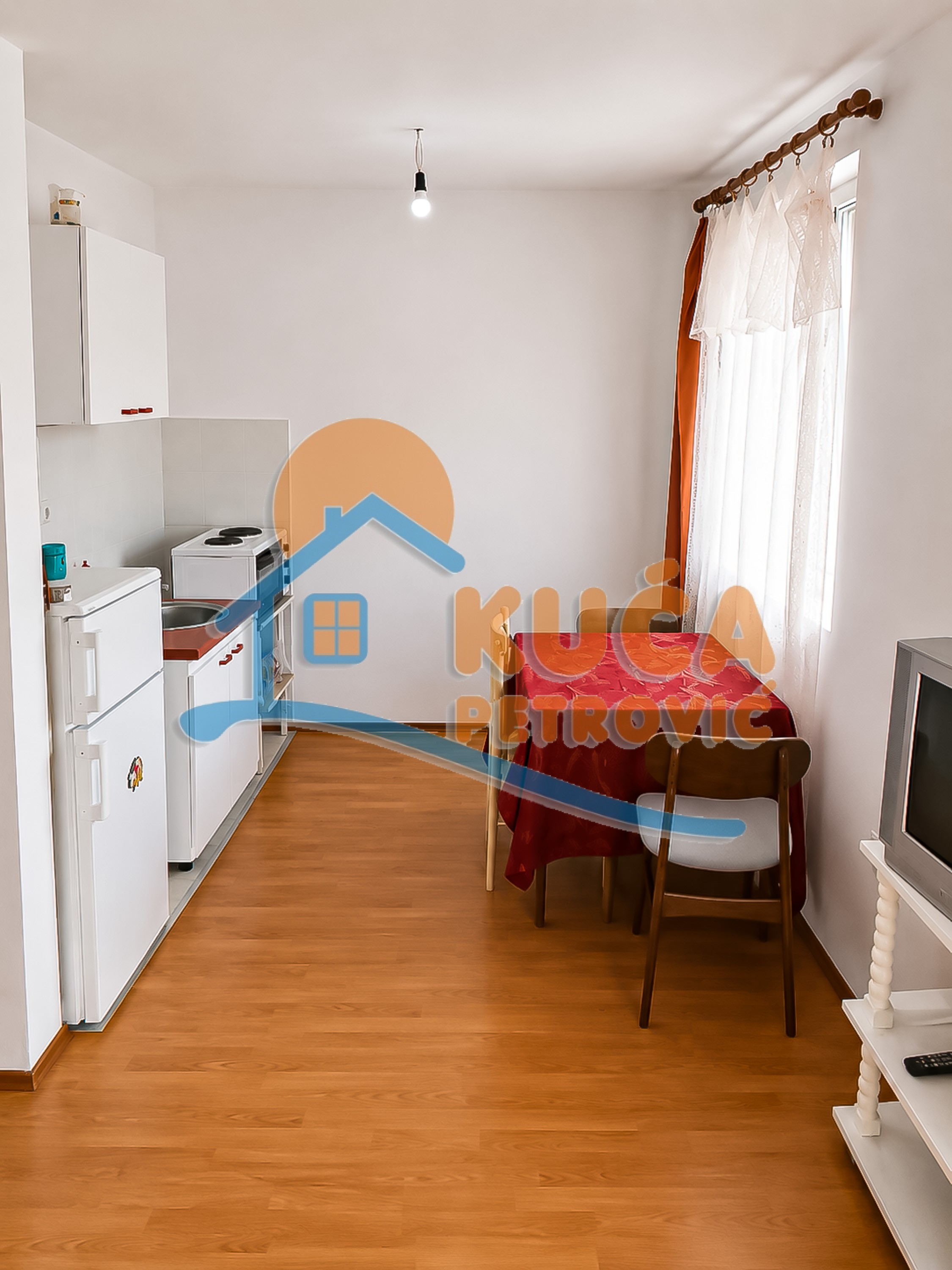Stan Pantelej(Niš) 35m², 4 sprat — slika 4