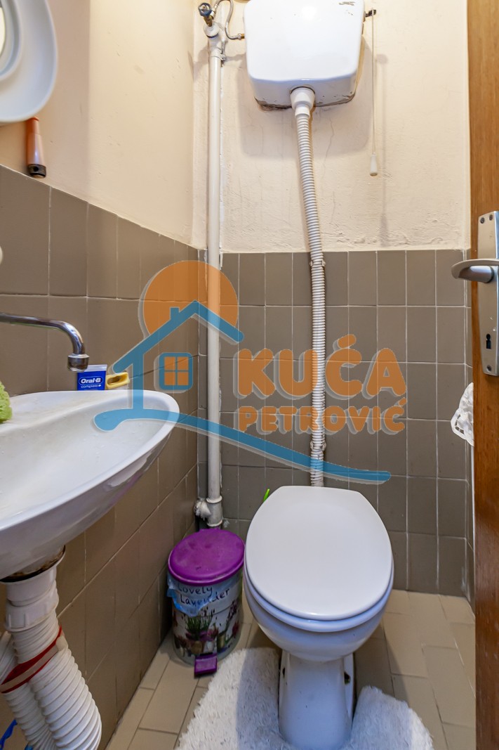 Višesoban stan Centar 110m², 4 sprat — slika 13