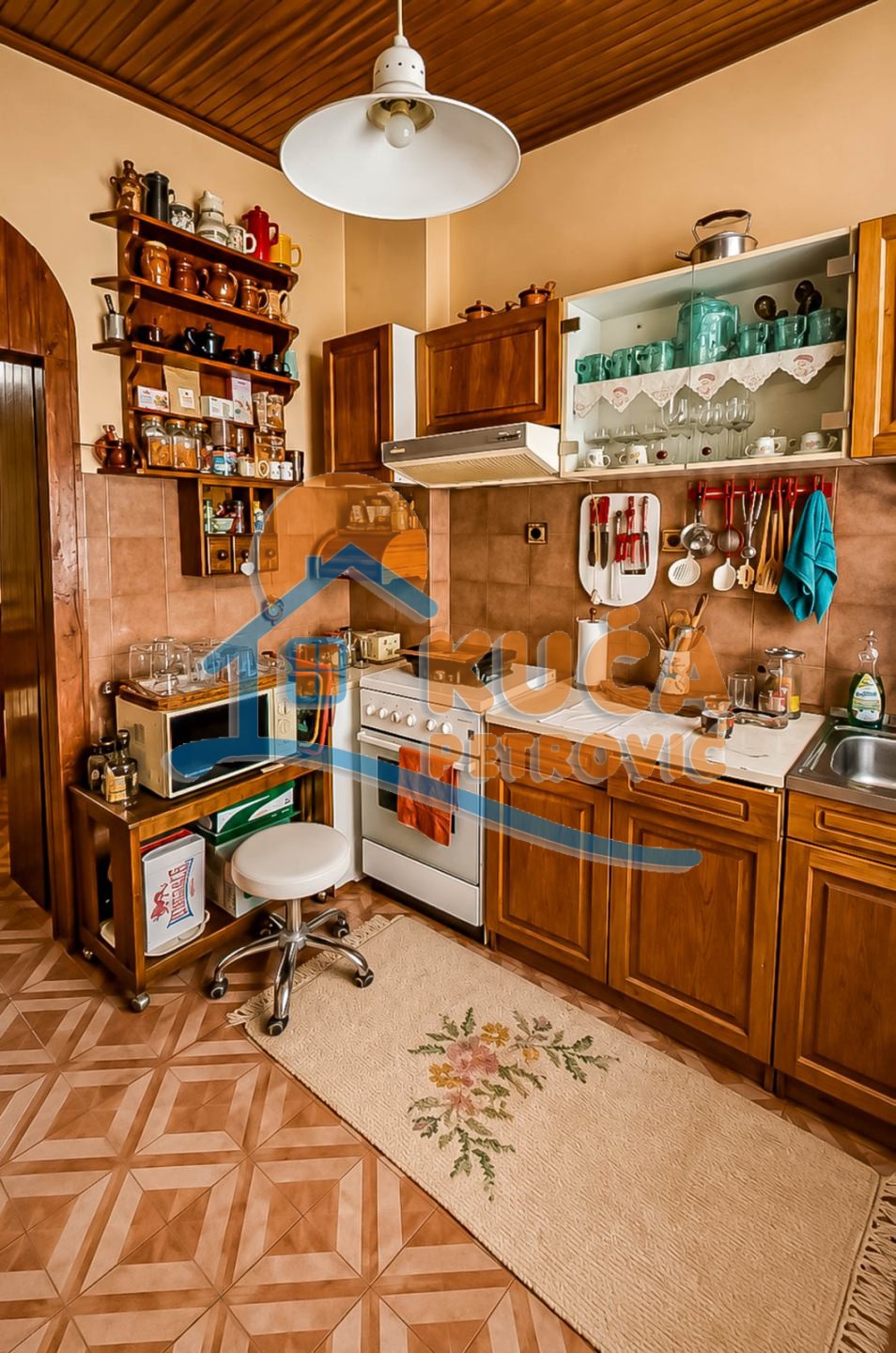 Dvoiposoban stan Centar 77m², 1 sprat — slika 9