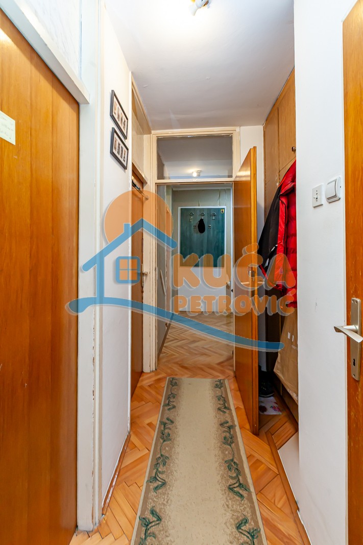 Višesoban stan Centar 110m², 4 sprat — slika 9