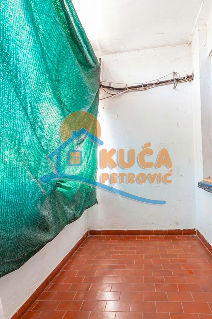 Višesoban stan Centar 110m², 4 sprat — slika 7